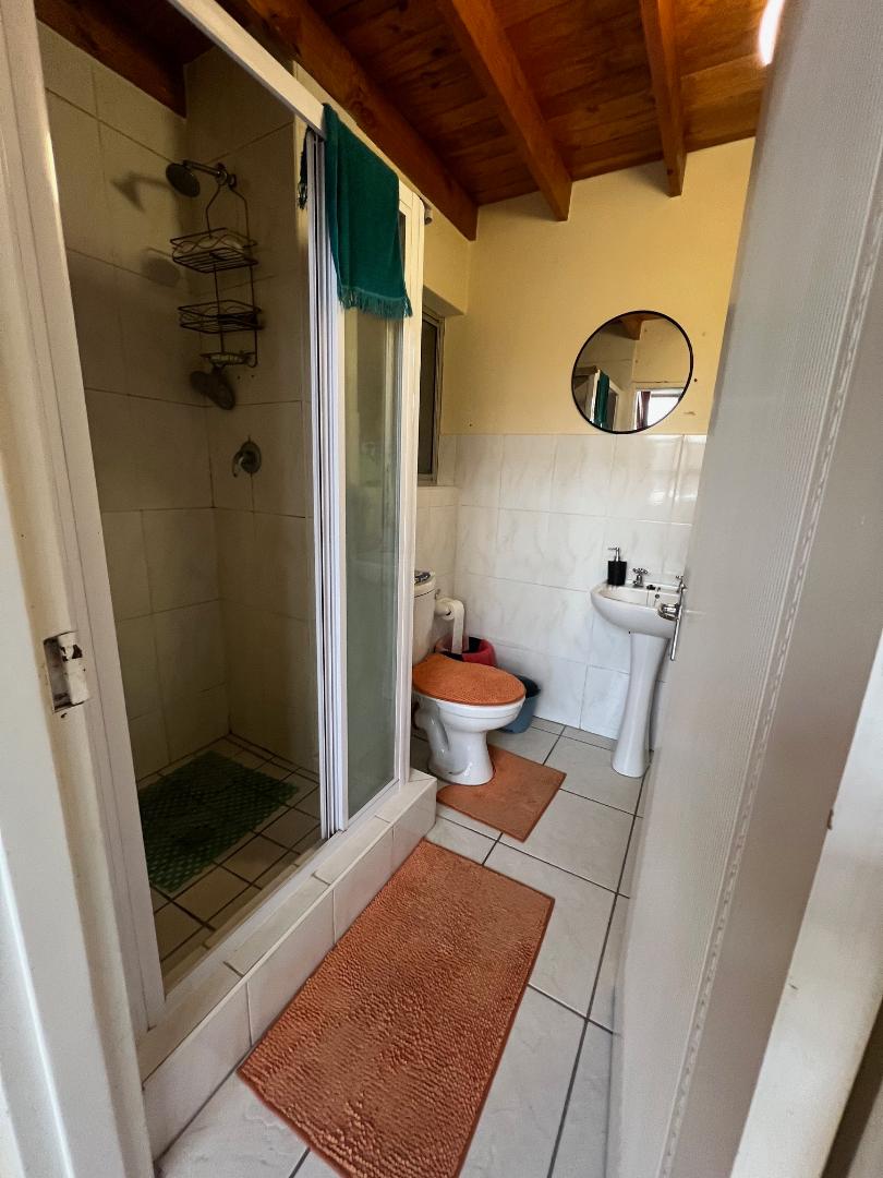 To Let 1 Bedroom Property for Rent in Bluewater Bay Eastern Cape